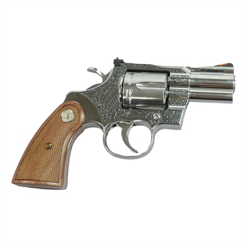 Picture of Colt Python Handgun .357 Mag 6rd Capacity 2.5" Barrel Historic Wood Medallion Grips with Filigree Frame and Barrel PYTHONSP2WCTS MODFG