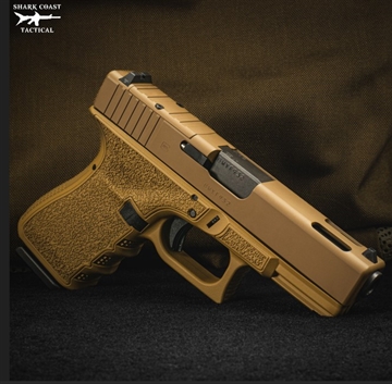 Picture of GLOCK 19 GEN3 9MM 15RD 4.02IN BARREL FDE PORTED OPTIC CUT PI1950203CFDE 810188105516