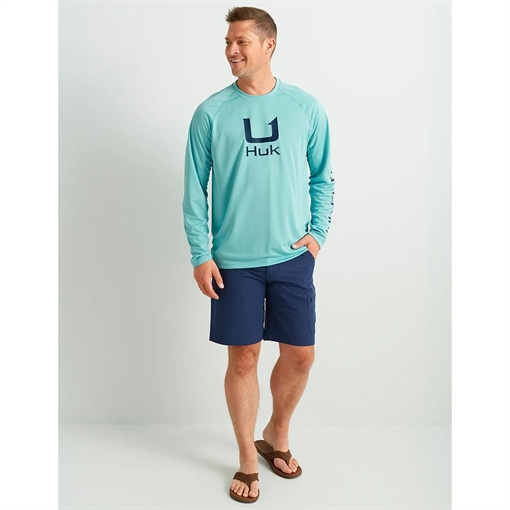 Picture of Huk Icon Crew Long Sleeve Shirt Marine Blue XL H1200573-372-XL