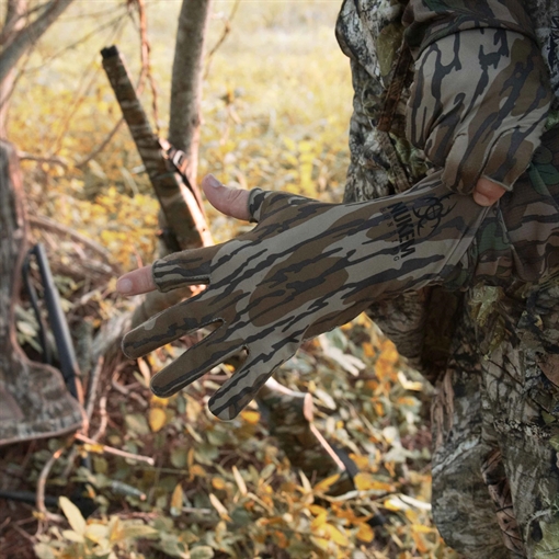 Picture of Nukem Nukem Grab'em Glove Mossy Oak Bottomlands M/L NKBLGRABGLVML