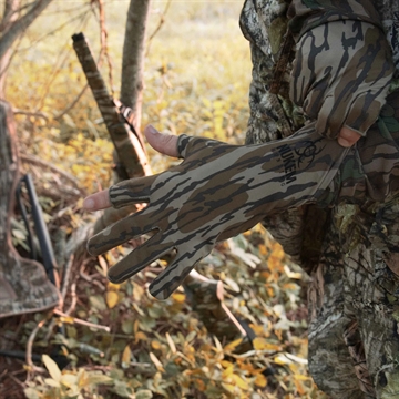 Picture of Nukem Nukem Grab'em Glove Mossy Oak Bottomlands M/L NKBLGRABGLVML