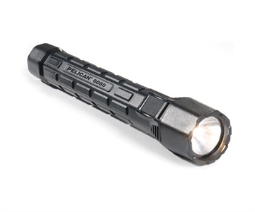 Picture of Pelican Products 8050 M11 Rechargeable Xenon Flashlight 8050-021-110
