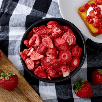 Picture of Readywise Simple Kitchen Strawberries 0.7 oz RWSK05-006