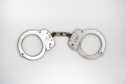 Picture of Smith & Wesson Model 100 M&P Lever Lock Handcuffs 350122