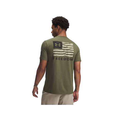 Picture of Under Armour M Freedom Banner T    6004097-390-XL