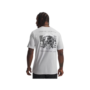 Picture of Under Armour M Freedom By Air T    6004101-014-XL