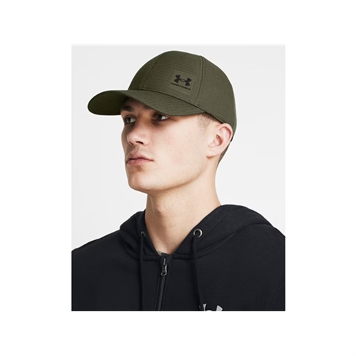 Picture of Under Armour Men's UA ArmourVent Stretch Fit Cap 1383438390XL-2X