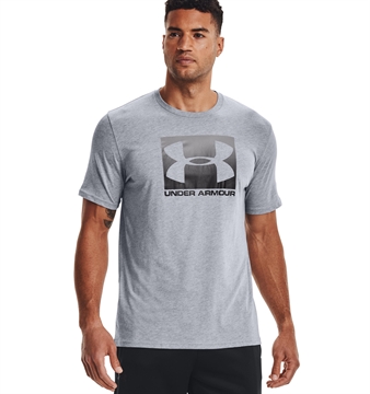 Picture of Under Armour UA Boxed Sportstyle Short Sleeve T-Shirt 1329581035LG